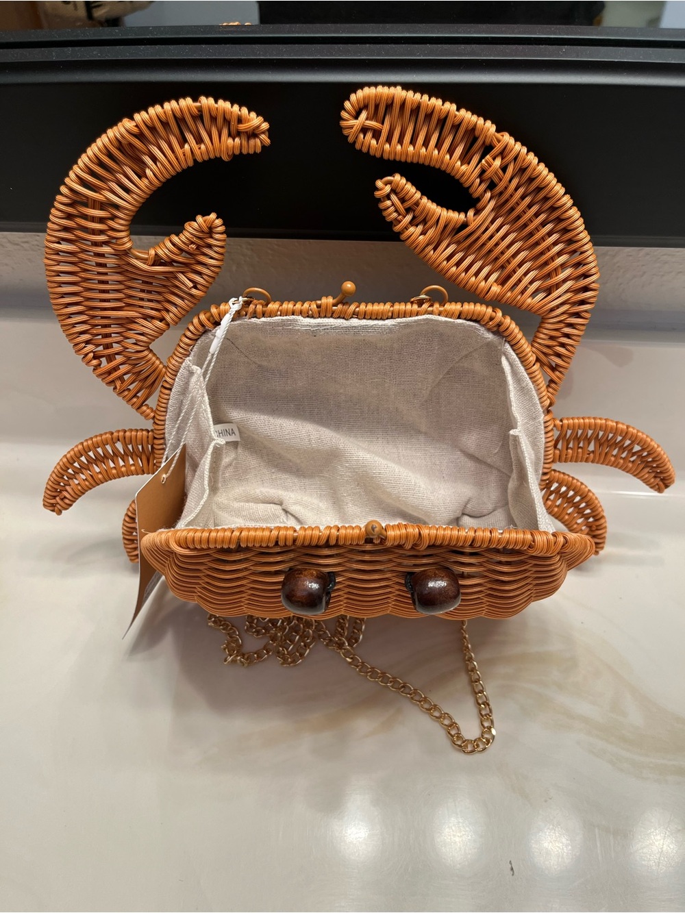 Tommy Bahama Crab Crossbody Wicker Bag - Picture 2 of 2